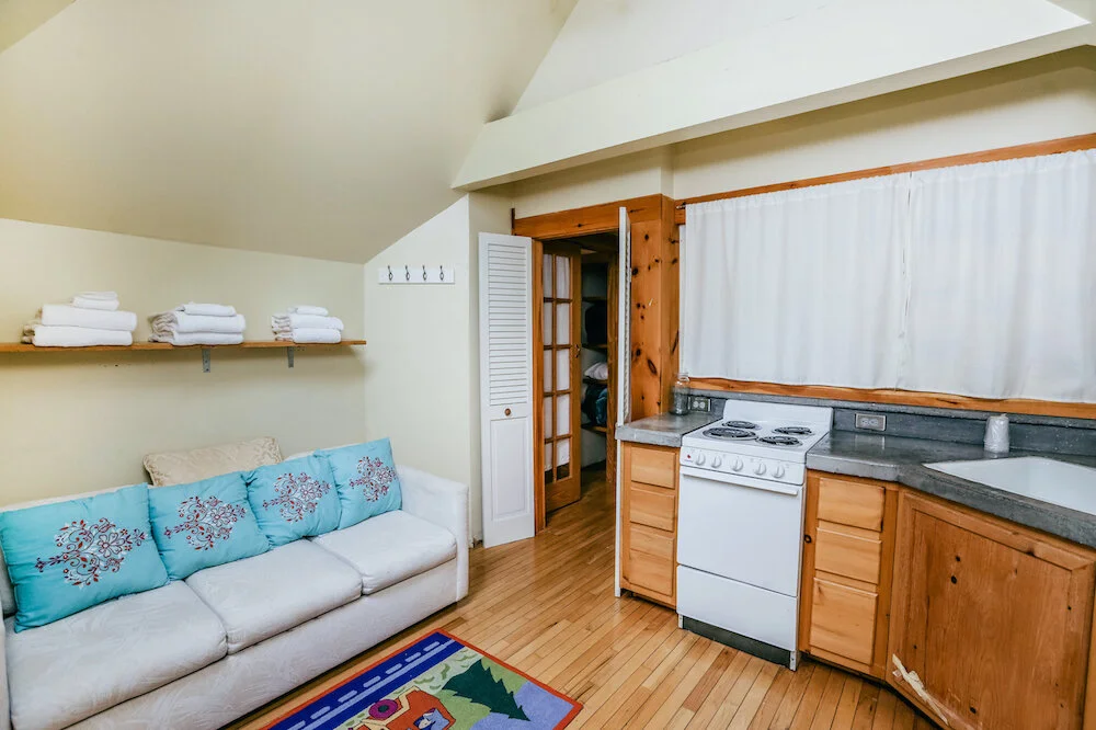 11_pull+out+sofajpg.