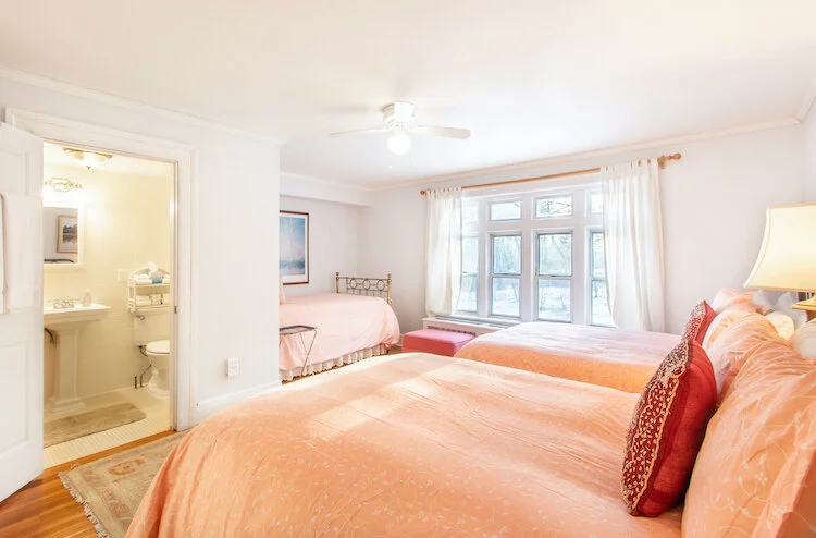 BVM+2,+2+doubles,+1+twin+facing+bath