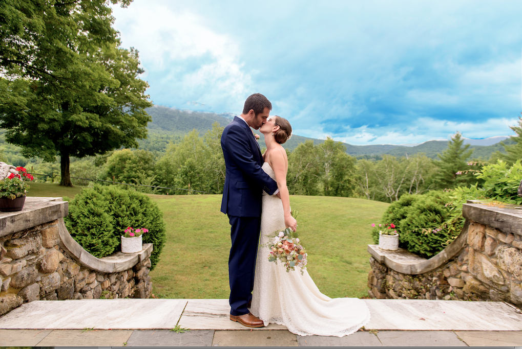 1+Wilburton+Wedding+Blue+Sky+Kiss